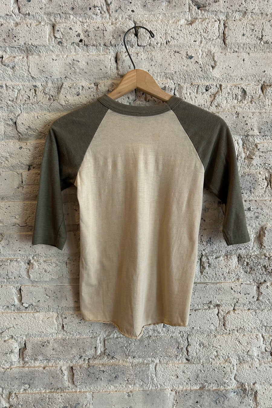 Wesley Supply Co 1980's M*A*S*H 3/4 Raglan Sleeve T-Shirt in Tan/Olive - Notre