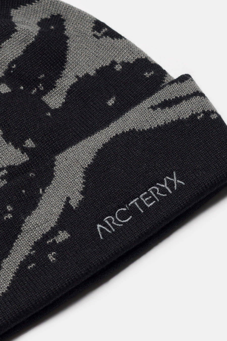 Arc'teryx Grotto Toque in Black/Void - Notre