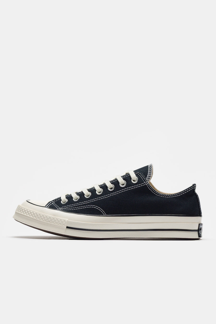 Converse Chuck 70 Ox Sneaker in Black/Egret - Notre