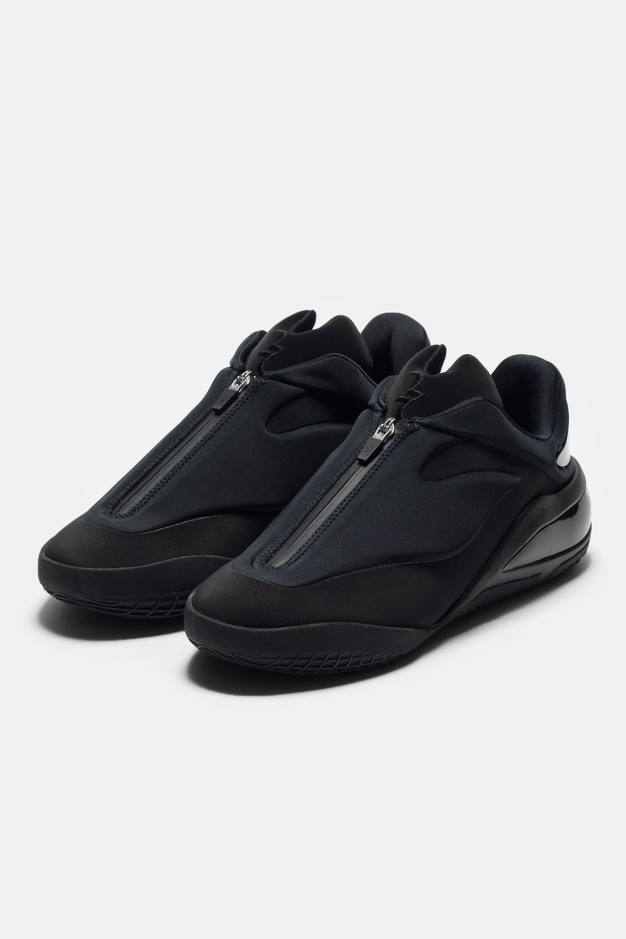 Converse Shai 001 Ox Sneaker in Charm Black - Notre