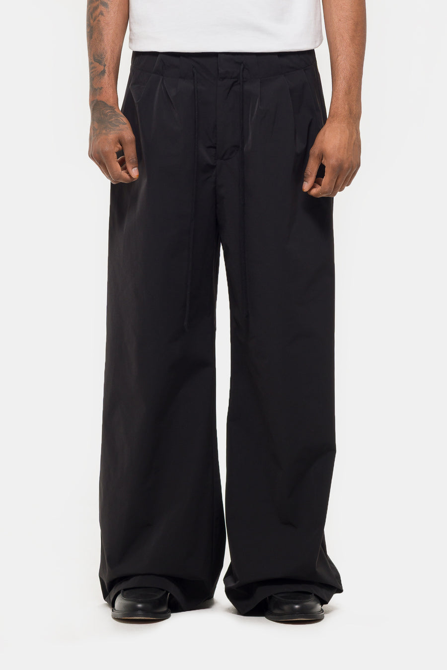 Entire Studios Cinch Pant in Black - Notre