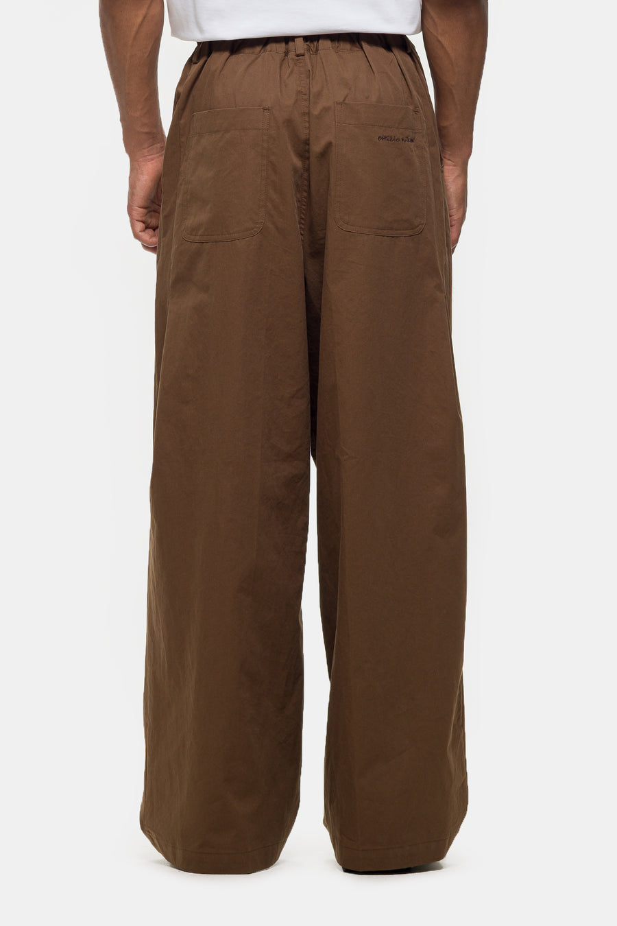 Estudio Niksen Back-Pleat Cotton Trouser in Brown - Notre