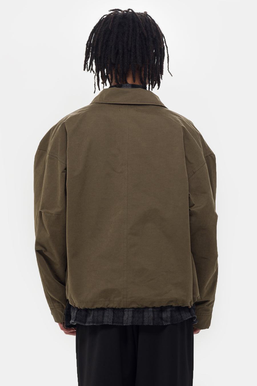 Estudio Niksen Big Pocket Wind Jacket in Khaki - Notre