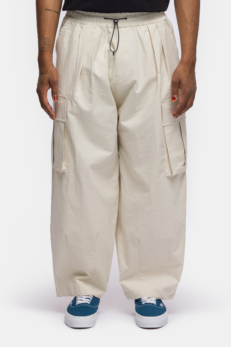 Estudio Niksen Cargo String Balloon Pant in Ivory - Notre