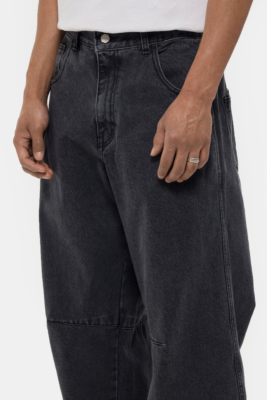 Estudio Niksen Half-Dart Maxi Jean in Black Wash - Notre