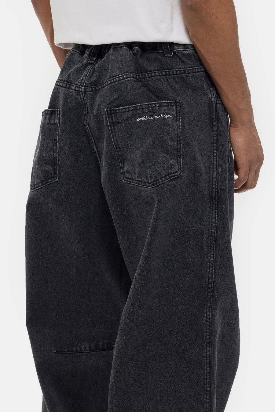 Estudio Niksen Half-Dart Maxi Jean in Black Wash - Notre