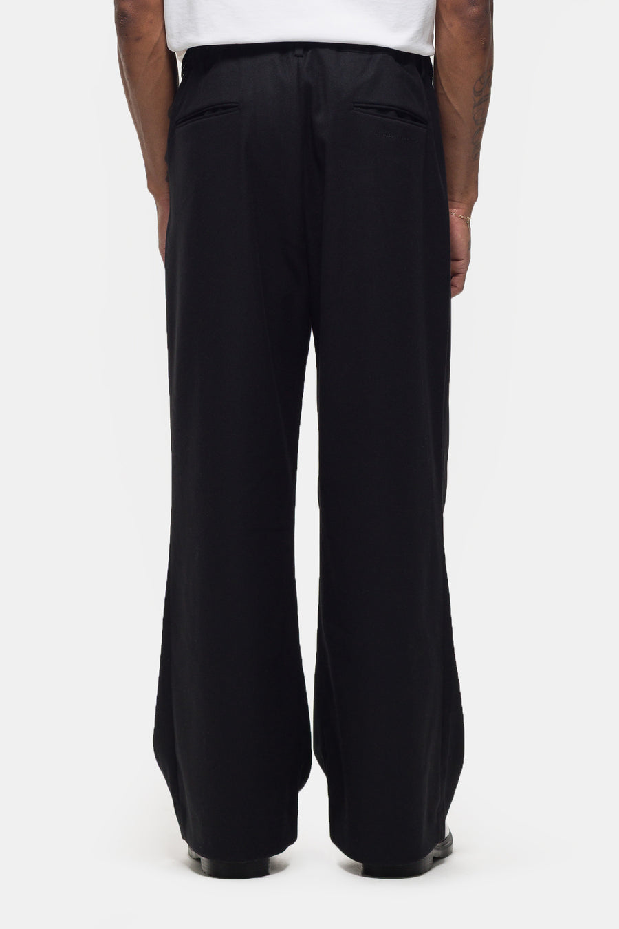 Estudio Niksen Heavyweight Pintuck Maxi Trouser in Black - Notre