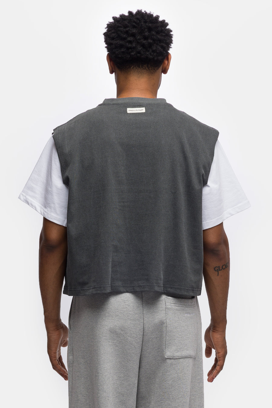 Estudio Niksen Muscle Cropped T-Shirt in Charcoal - Notre
