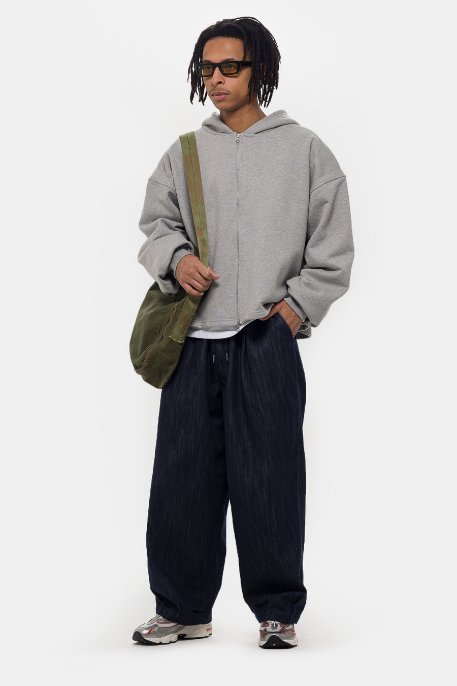Estudio Niksen Pintuck Balloon Pant in Indigo - Notre