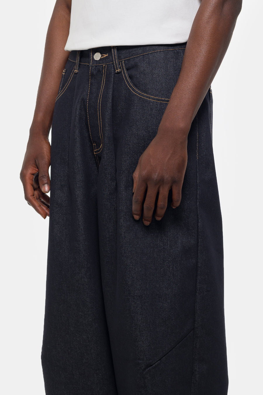 Estudio Niksen Raw Denim Balloon Jean in Indigo - Notre