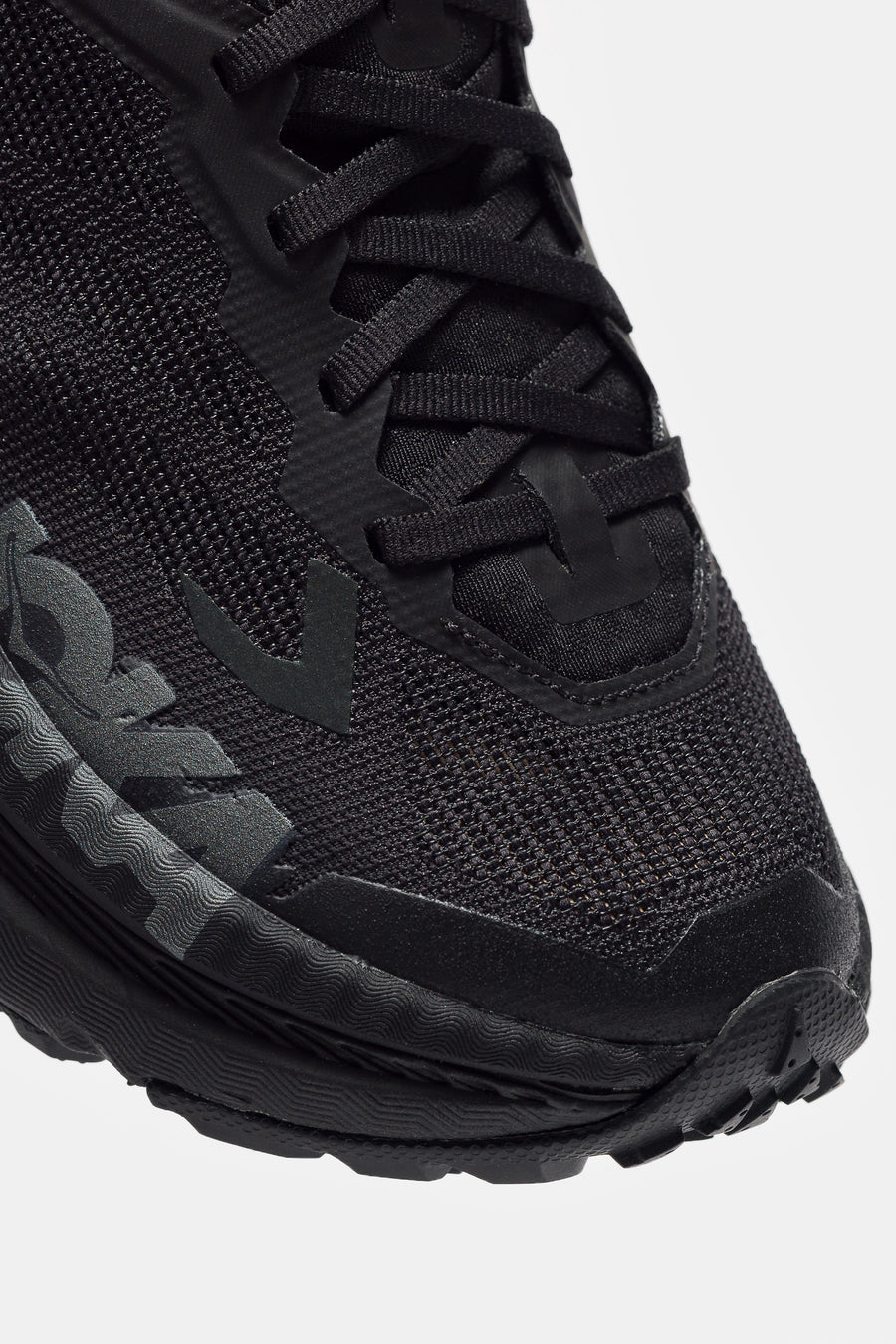 HOKA Mafate X Sneaker in Black/Satellite Grey - Notre