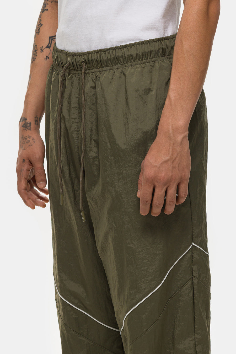 Jordan Brooklyn Draft Pant in Medium Olive/Sail/Sail - Notre