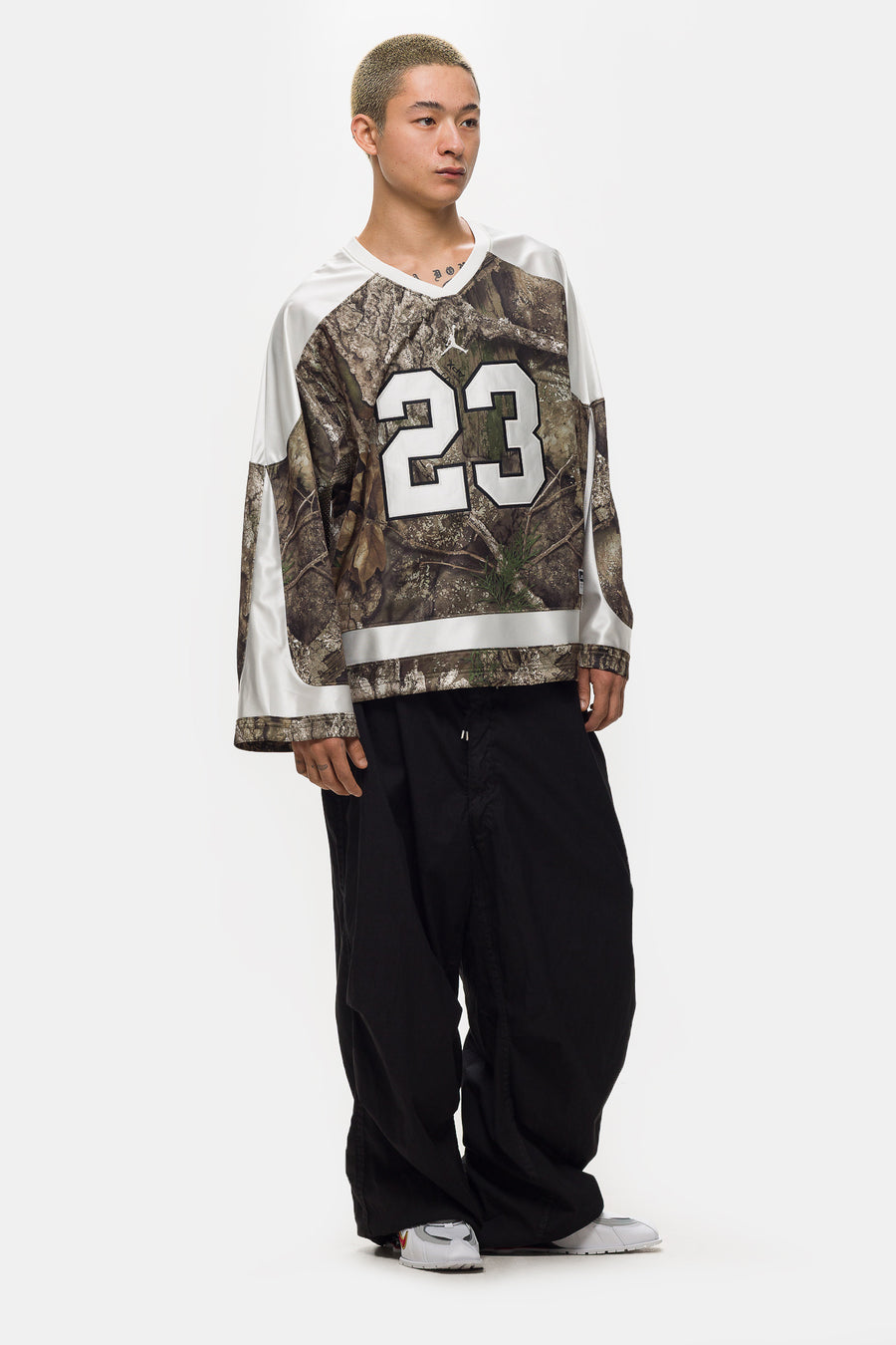 Jordan Brooklyn Realtree Hockey Jersey in Medium Olive/Sail - Notre