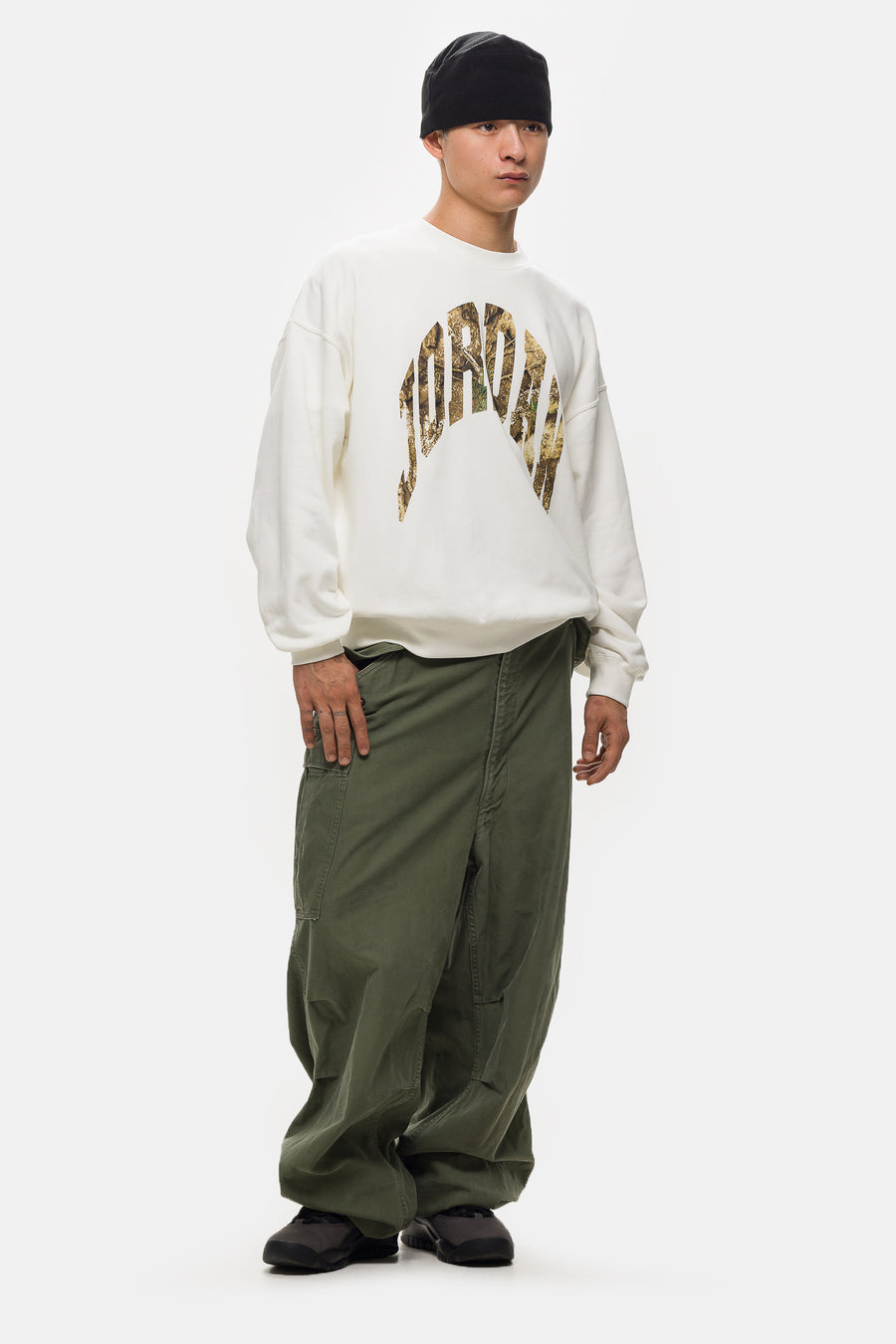 Jordan Realtree Crewneck Sweatshirt in Sail/Black - Notre