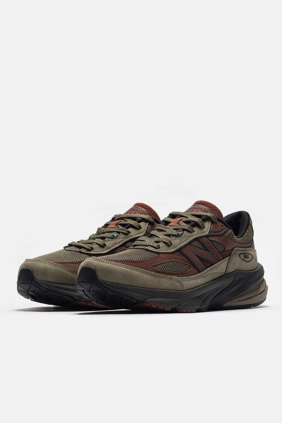 New Balance Made in USA 990 V6 Sneaker in Dark Camo/Rich Oak/Black Cement - Notre