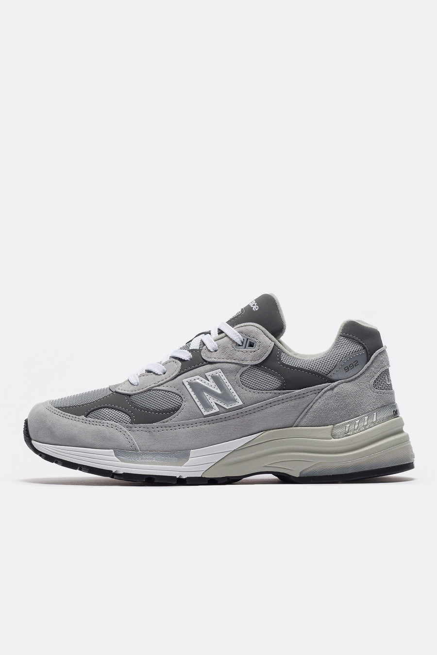 New Balance Made in USA 992 Sneaker in Grey/Grey/Silver Metallic - Notre