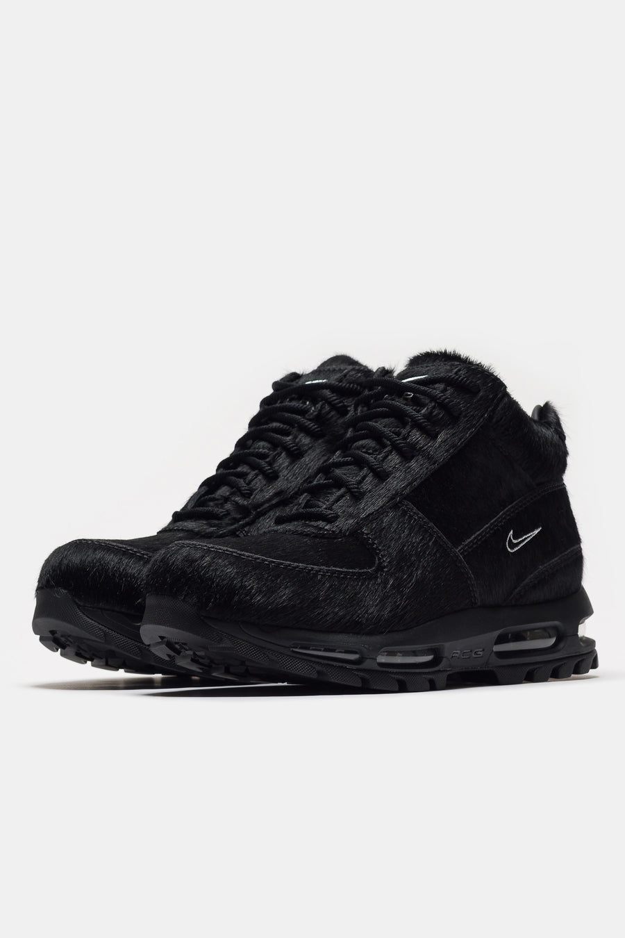 Nike Air Max Goadome Boot in Black/Black - Notre