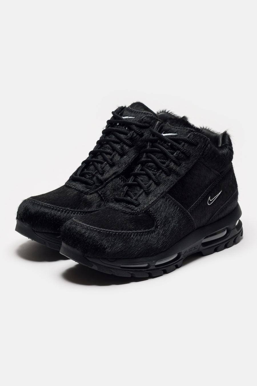 Nike Air Max Goadome Boot in Black/Black - Notre