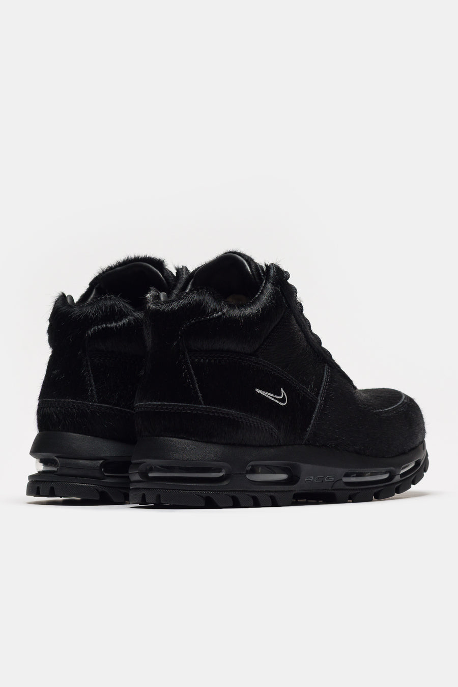 Nike Air Max Goadome Boot in Black/Black - Notre