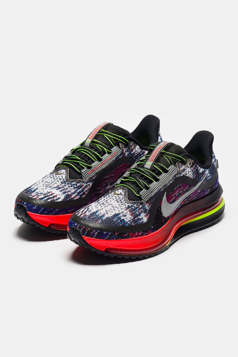 Nike Pegasus Premium Sneaker in Multicolor/Metallic Silver/Volt - Notre