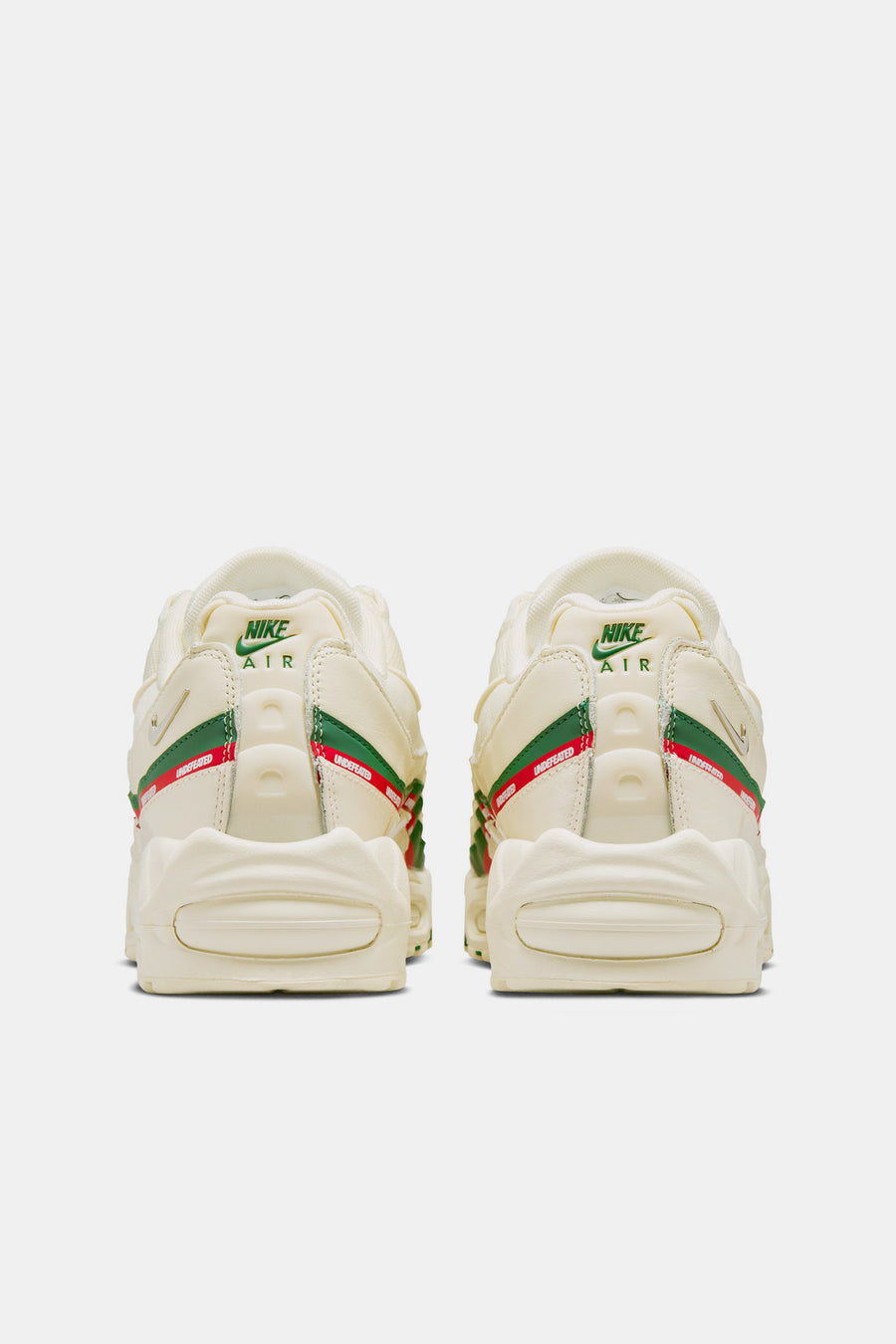 Nike UNDEFEATED Air Max 95 Sneaker in Sail/Metallic Silver/Gorge Green - Notre
