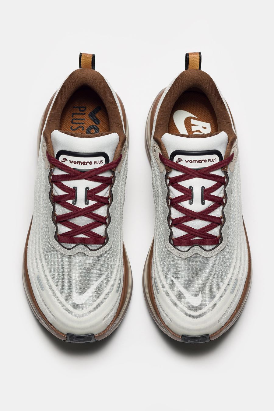 Nike Vomero Plus Sneaker in Sail/Pecan/Caldera Brown/Black - Notre