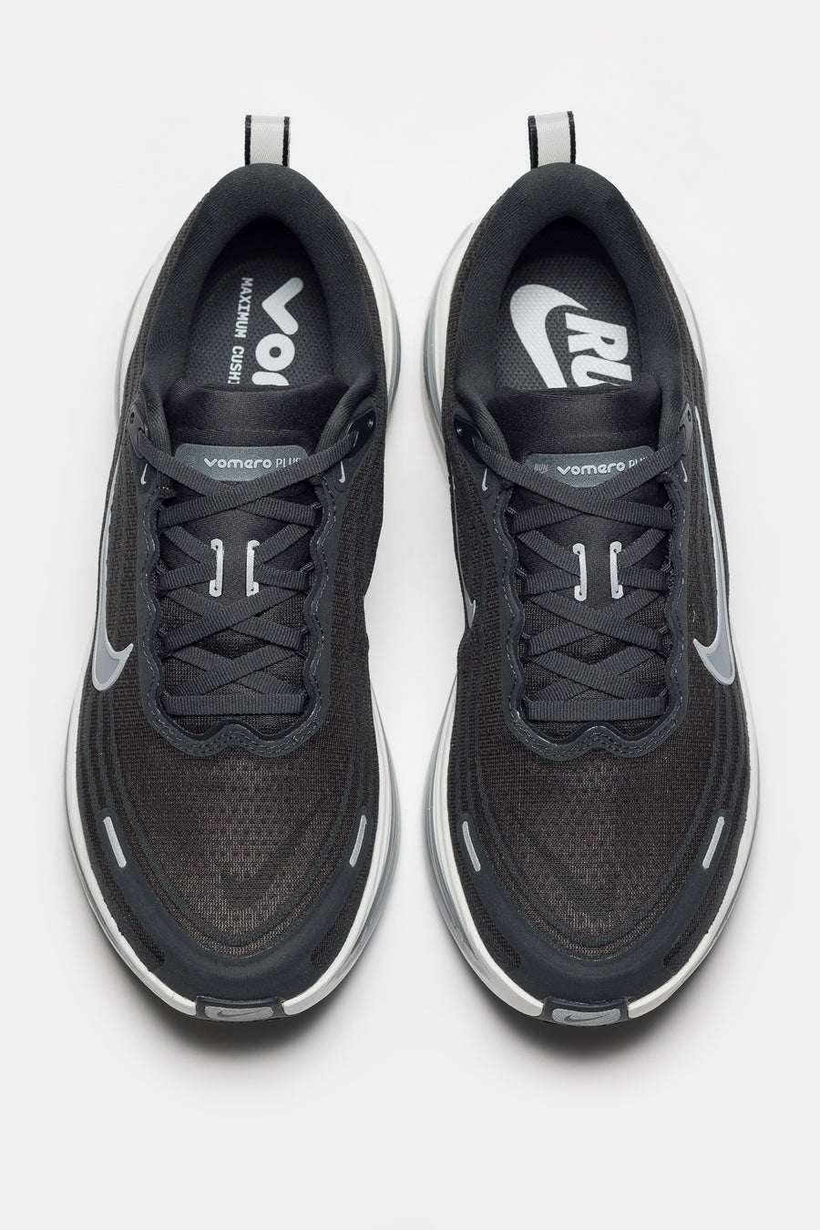 Nike Vomero Plus Sneaker in Anthracite/Wolf Grey/Summit White - Notre