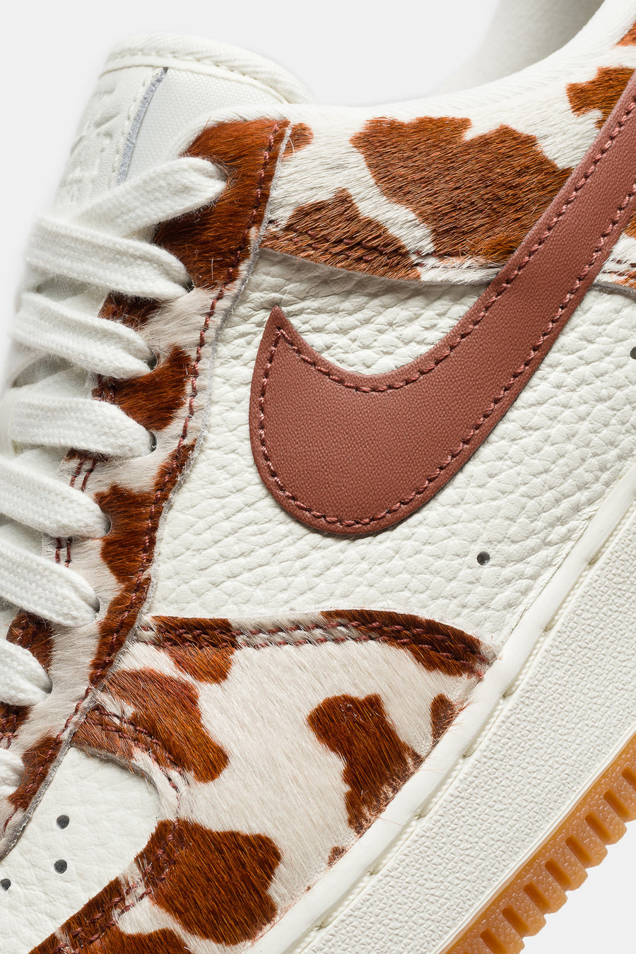 Nike Air Force 1 '07 Sneaker in Field Brown/Sail - Notre