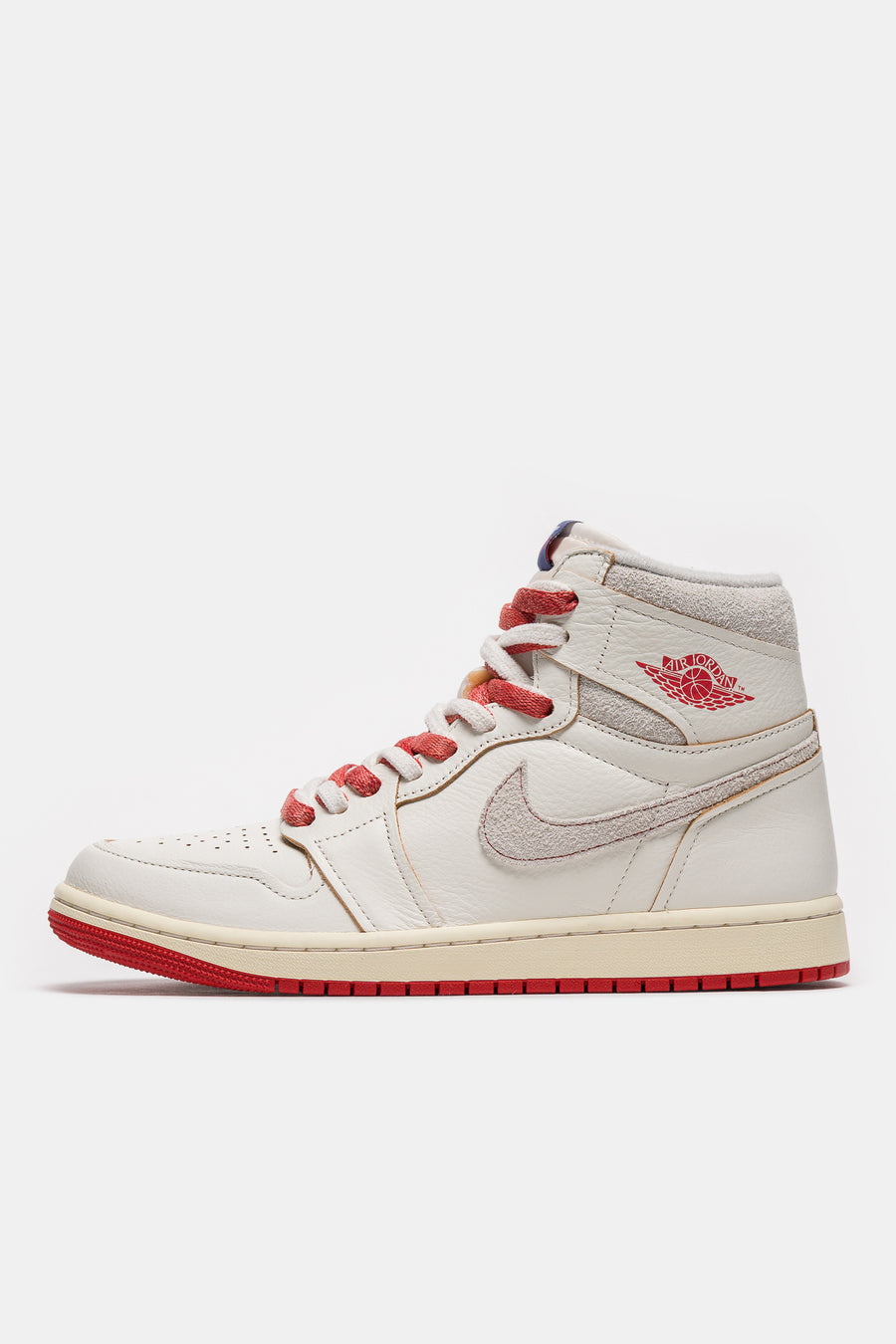 Jordan Air Jordan 1 High OG Sneaker in Sail/Cinnabar/Light Bone - Notre