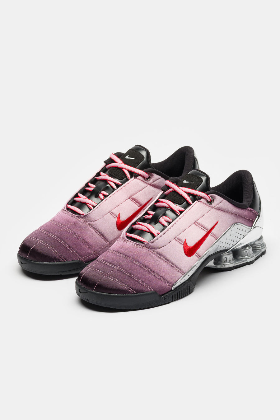 Nike Forget-me-nots Total 90 Shox Magia Sneaker in Shy Pink/University Red/Black - Notre