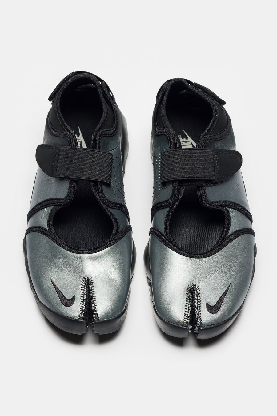 Nike Air Rift Leather Sneaker in Metallic Silver/Black - Notre