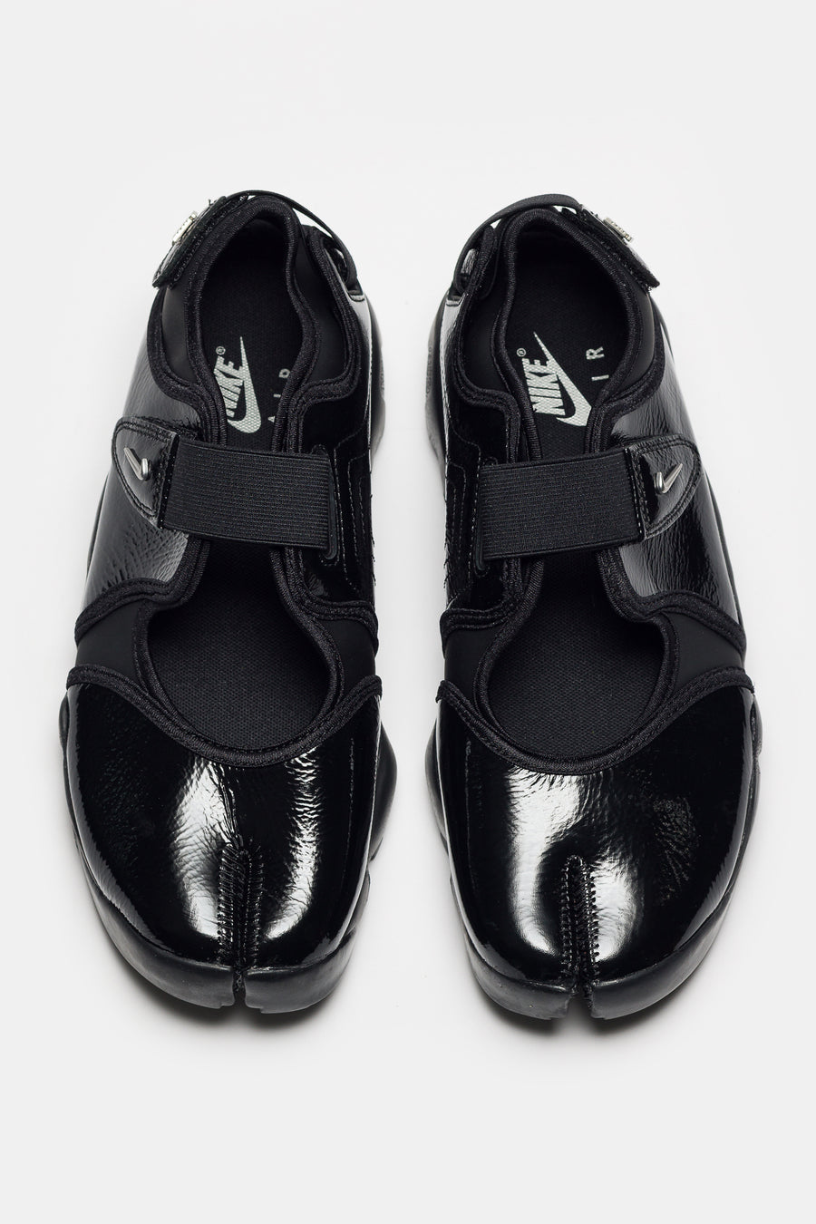 Nike Air Rift Sneaker in Black/Metallic Silver/Black - Notre