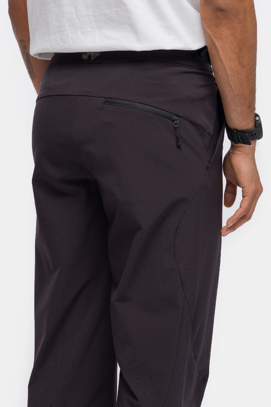 Portal Acre Light Pant in Black Beauty - Notre