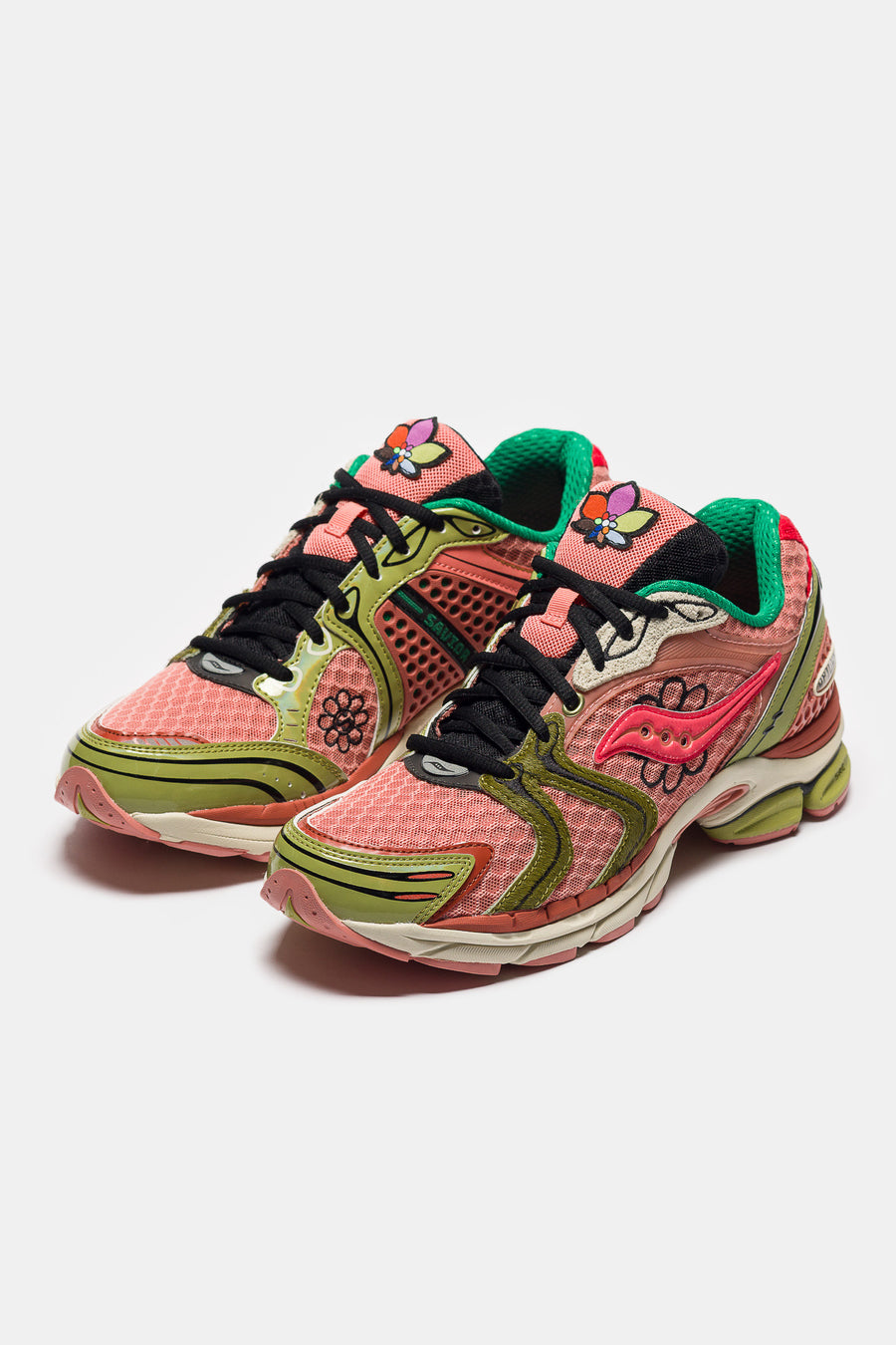 Saucony Jae Tips ProGrid Triumph 4 Sneaker in Peach/Leaf - Notre