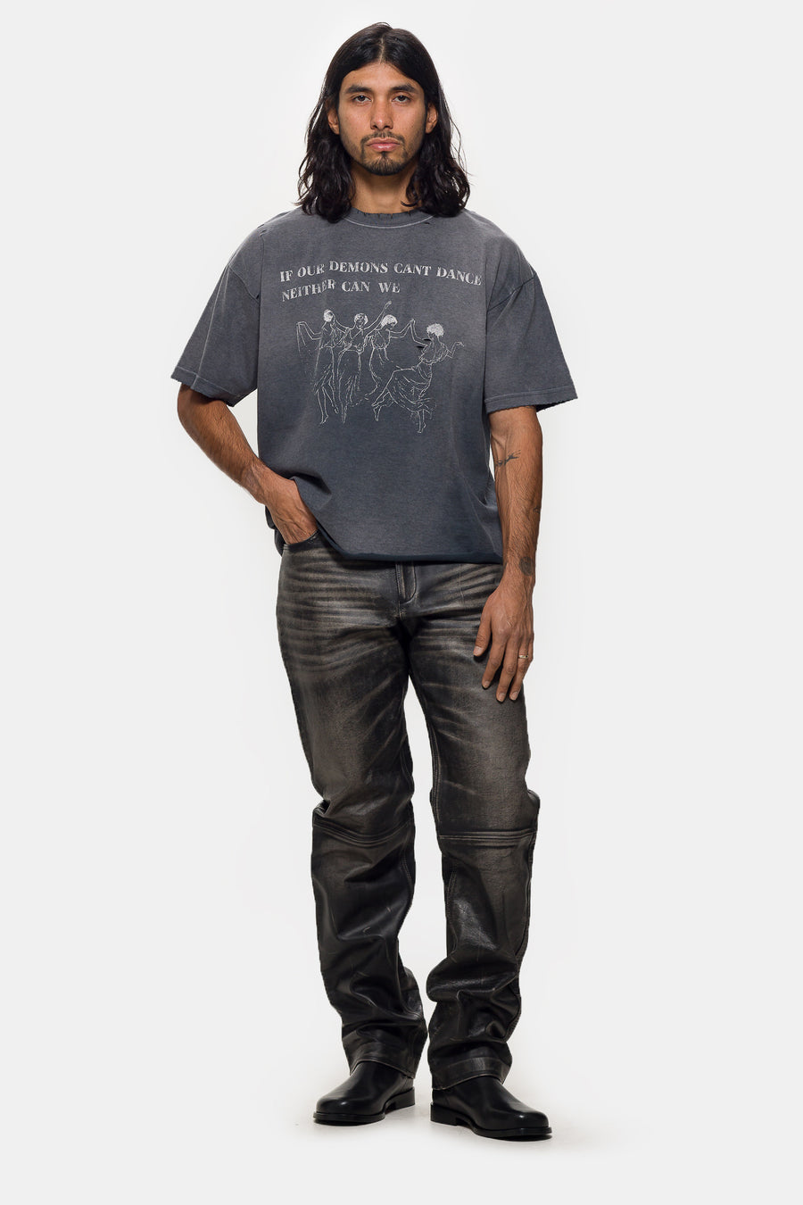 TODO PASA Can't Dance T-Shirt in Faded Black - Notre