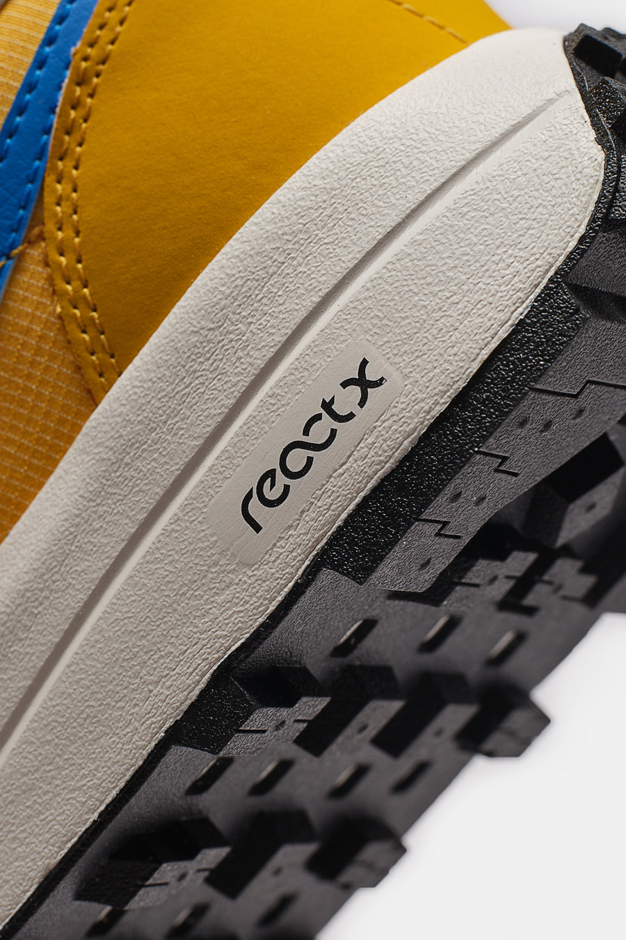 Nike ACG LDV Sneaker in Dark Sulfur/Photo Blue/Sail/White - Notre