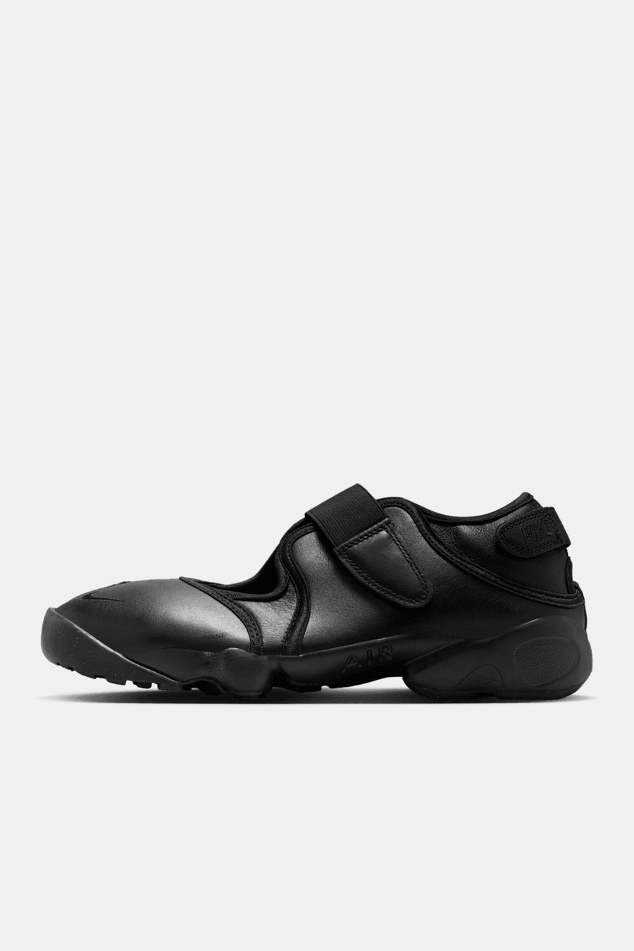 Nike Air Rift Sneaker in Black/Black - Notre